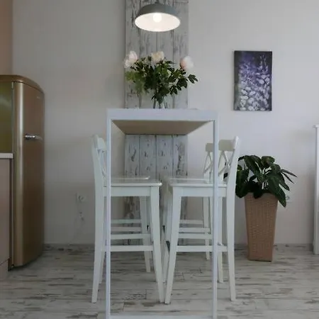 Апартамент Charmful New Flat With Hill View *